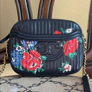 Tory Burch Fleming Camera Bag in Navy Tea Rose